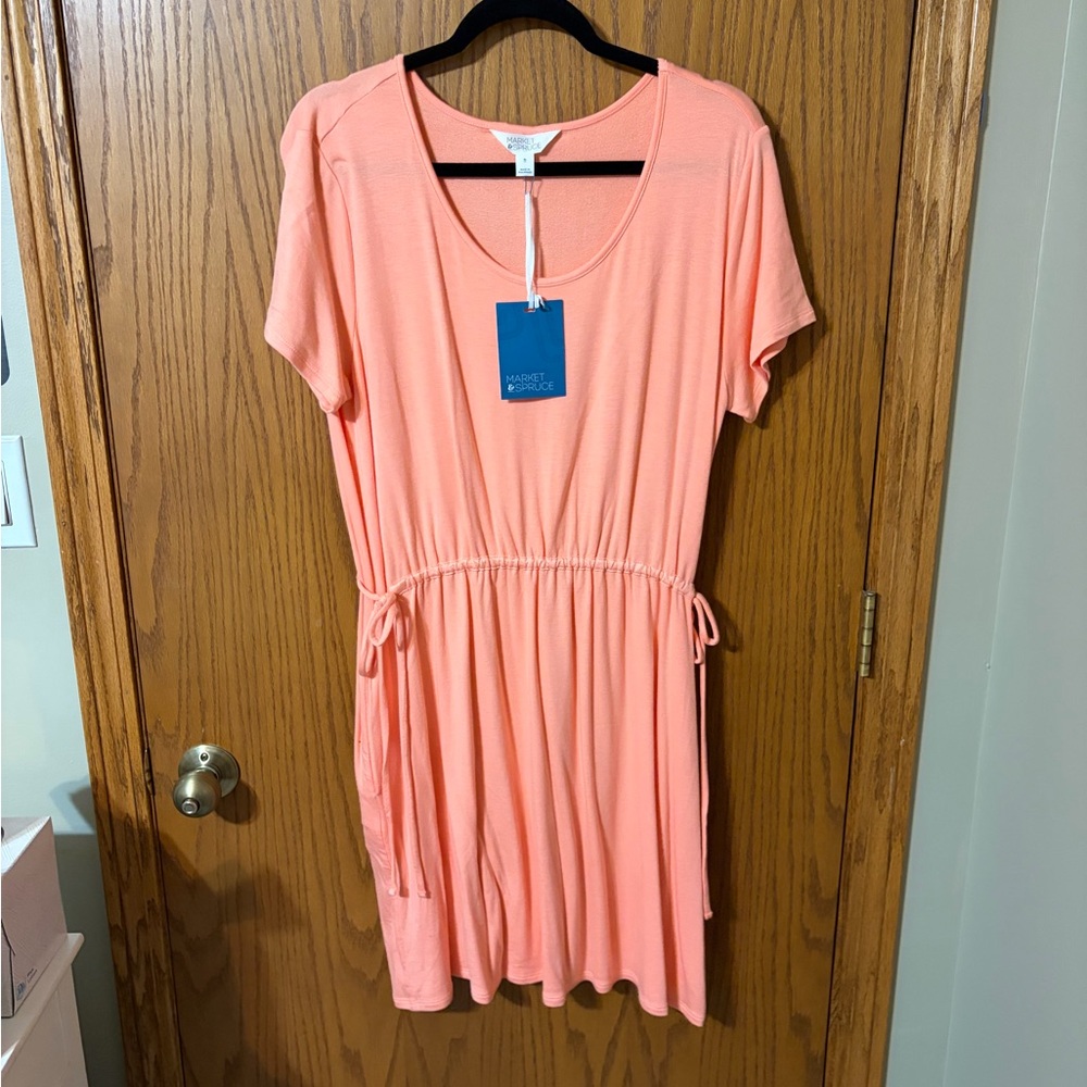 NWT Market & Spruce Coral Short Sleeve dress with ties at the waist.
